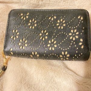 Victoria’s Secret  big wallet